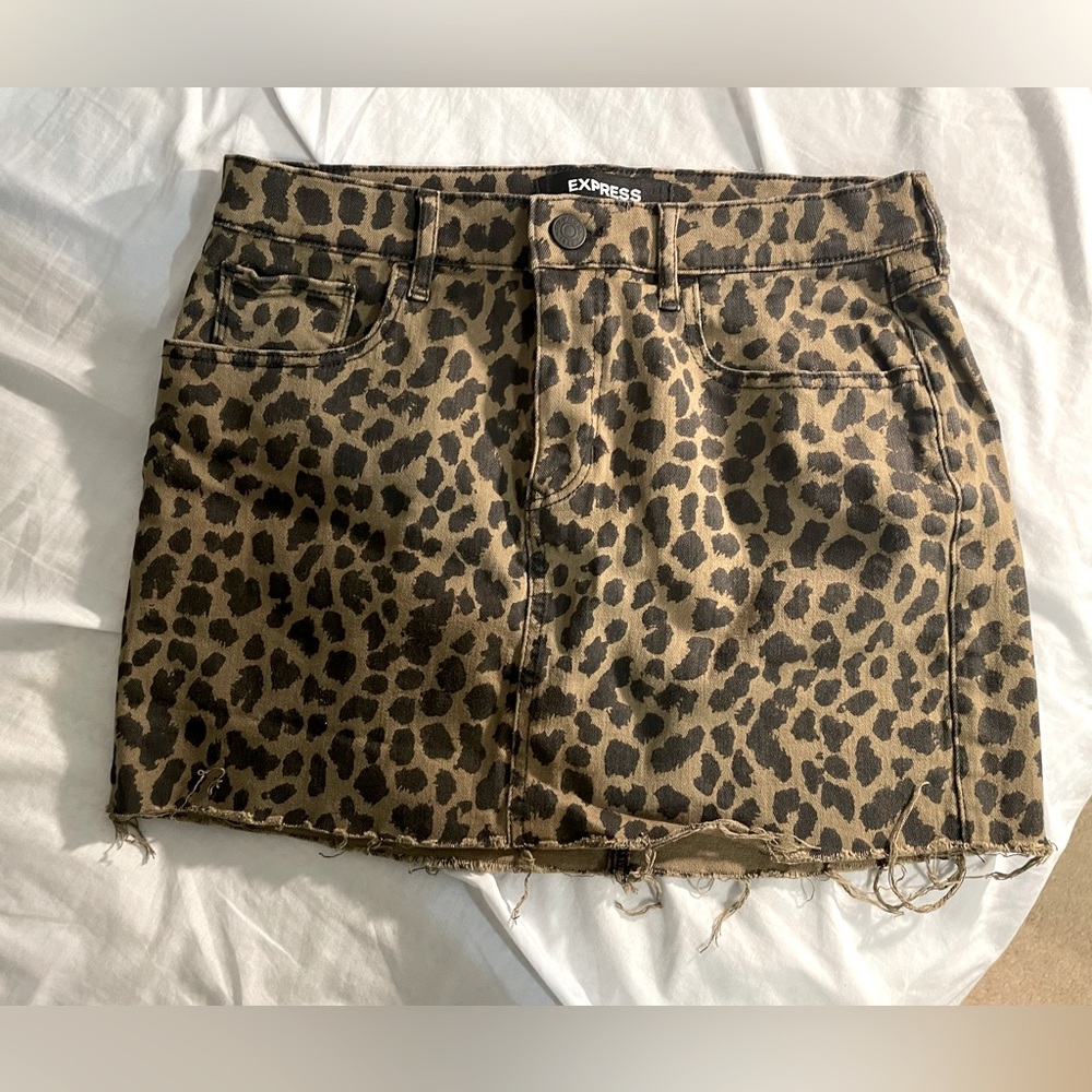 Express Army Green Leopard Mini Skirt Size 8